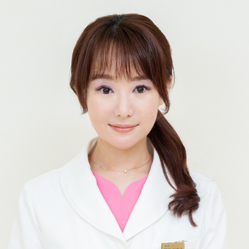 ベースを美しく。輪郭形成による理想の小顔実現、たるみ改善